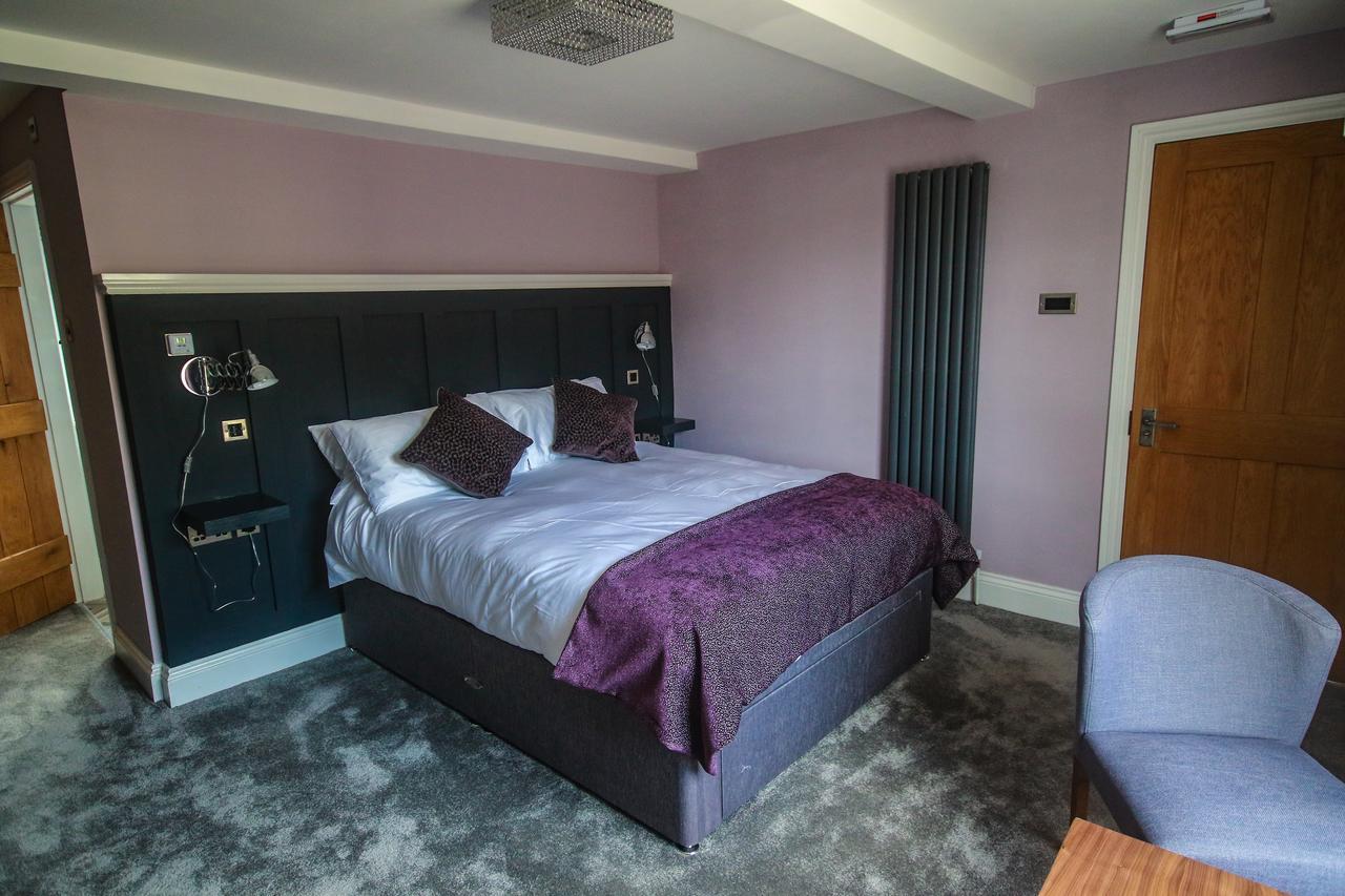 Hotel The Little George à Eccleshall Extérieur photo